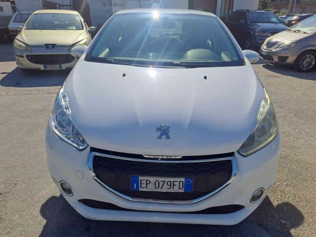 PEUGEOT 208 1.4 8V HDi 68CV 5p. Allure