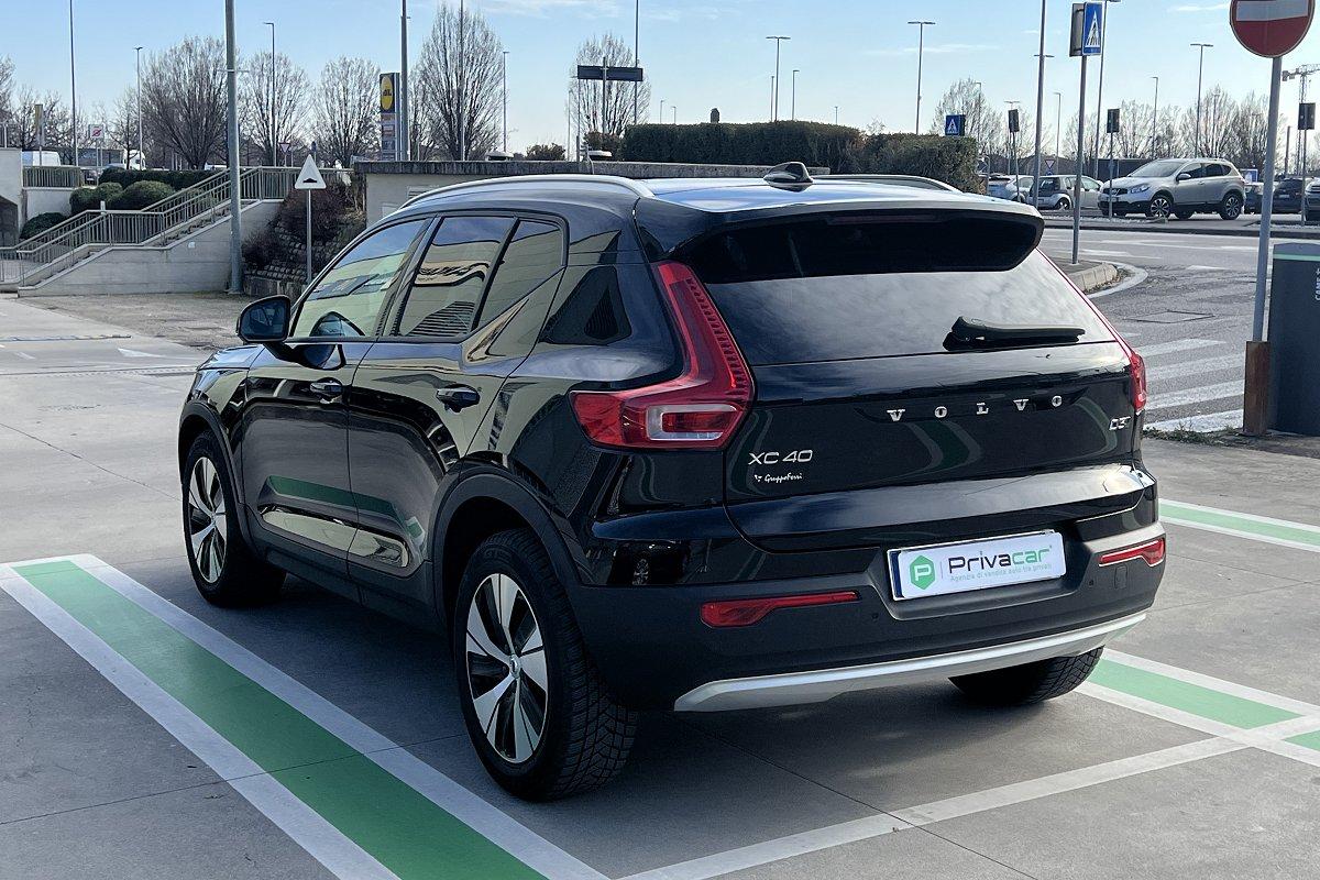 VOLVO XC40 D3 AWD Geartronic Momentum