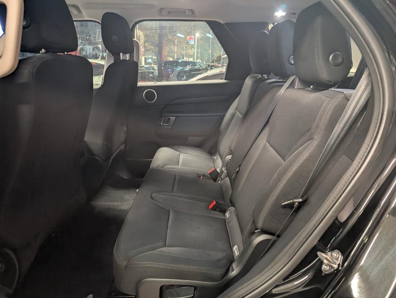 Land Rover Discovery 2.0 SD4 240 CV HSE Luxury 7 POSTI