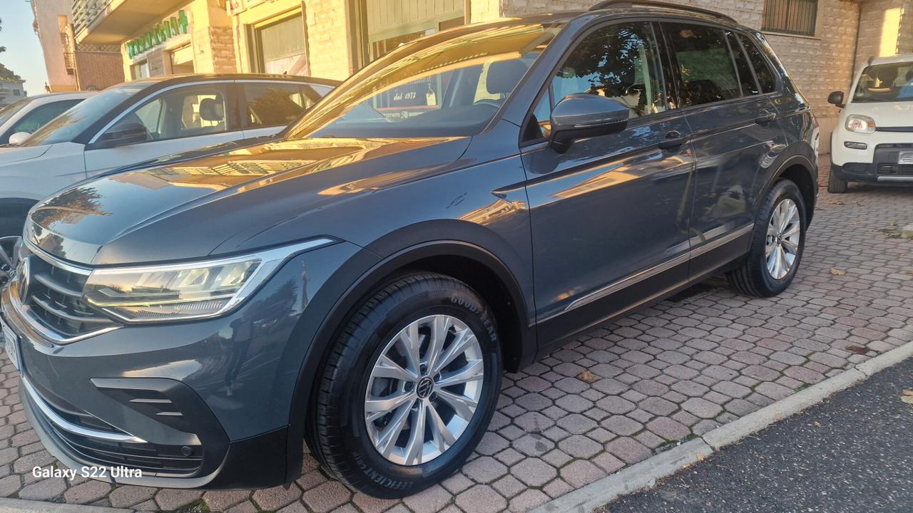 Volkswagen Tiguan 2.0 TDI 150 CV SCR DSG Life