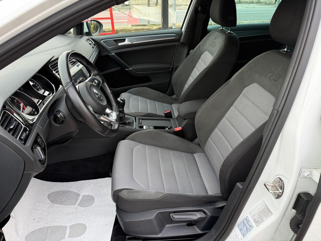 Volkswagen Golf 1.4 TSI 125 CV 5p. R-LINE UNICO PROP