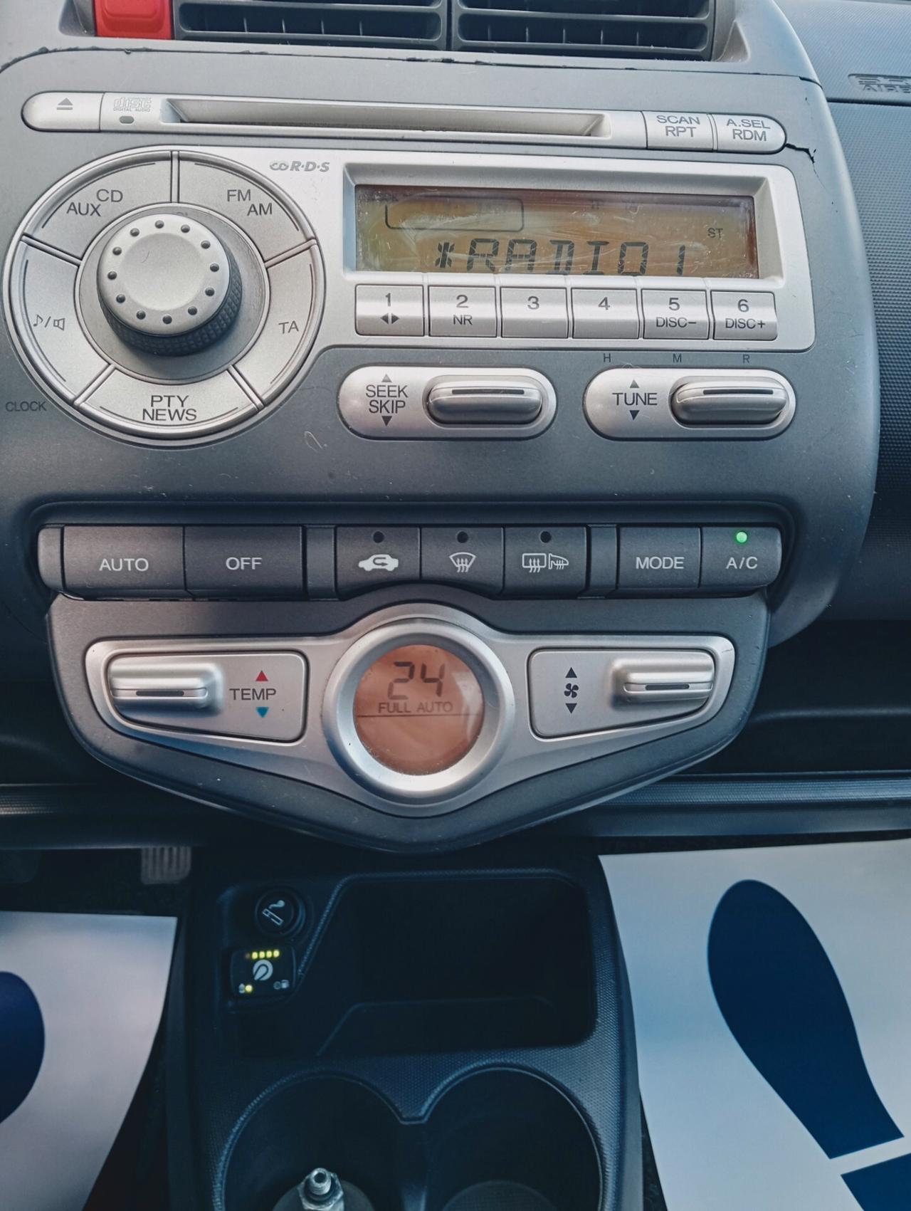 Honda Jazz 1.3 i-DSi 5p. S