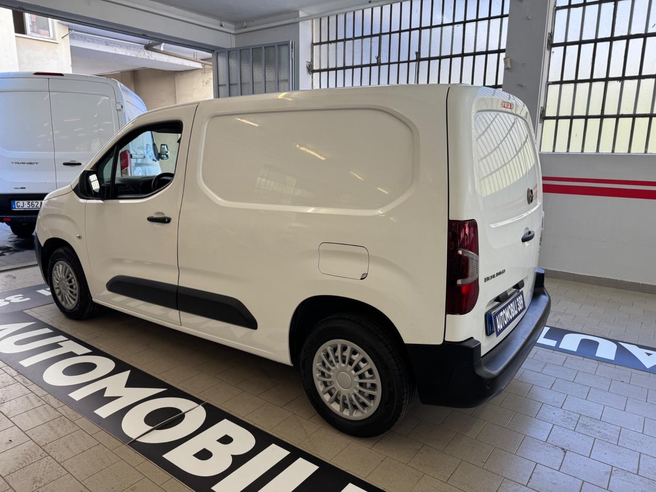 Citroen Berlingo BlueHDi 100 S&S Van M Club (1000Kg)
