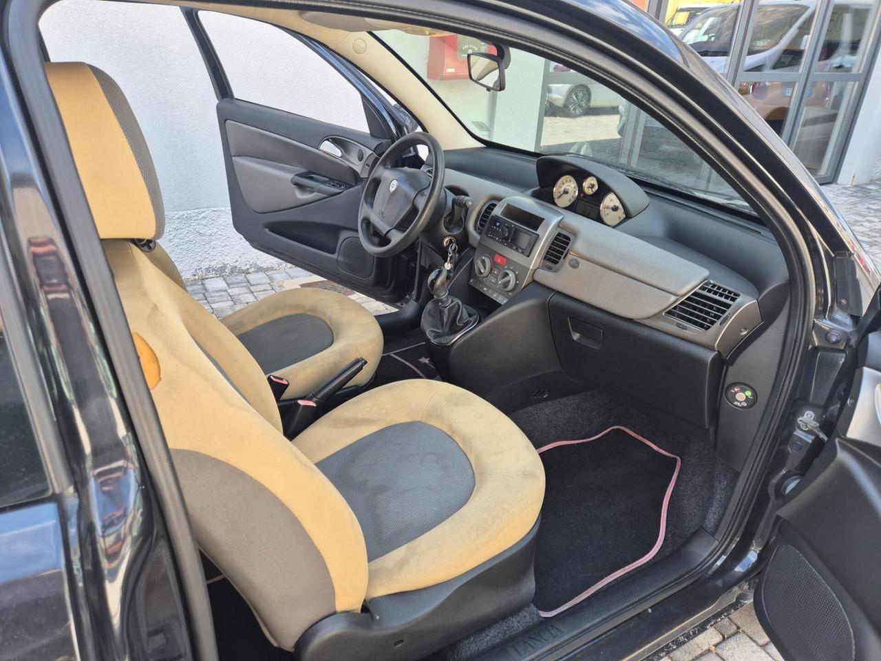 Lancia Ypsilon 1.2 Benzina