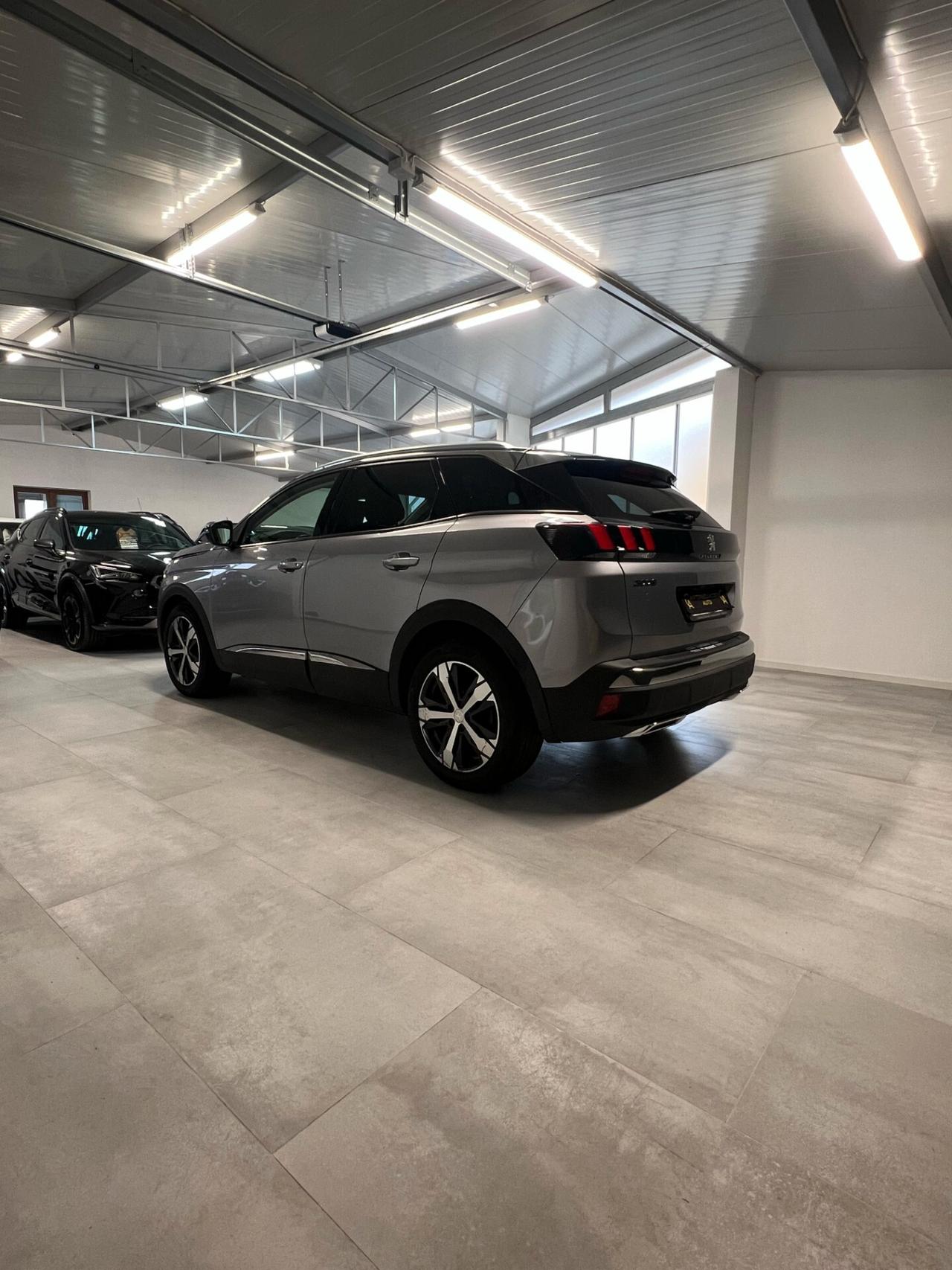 Peugeot 3008 BlueHDi 130 S&S EAT8 Allure