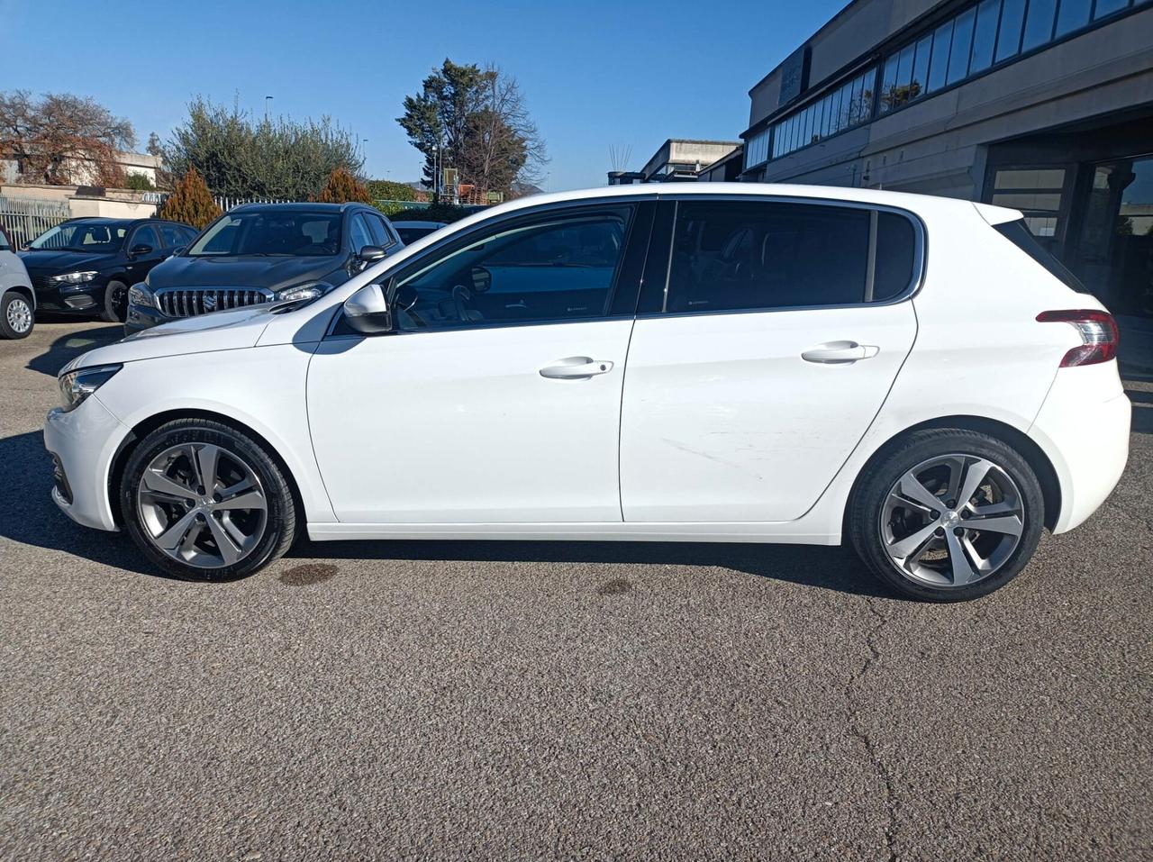 Peugeot 308 BlueHDi 130 S&S Allure