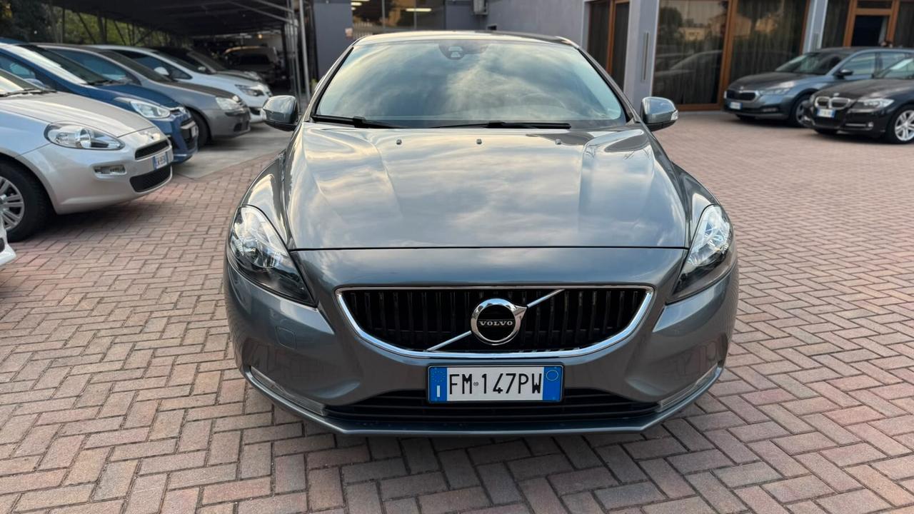 Volvo V40 D2 Business