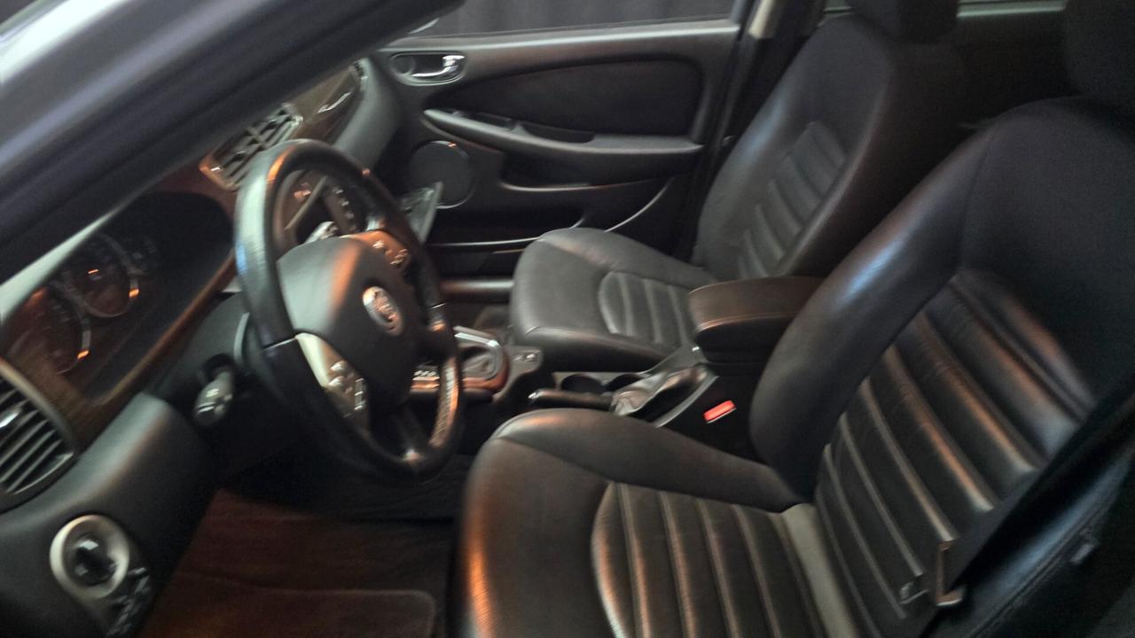 Jaguar X-Type 2.2D cat Premium Luxury