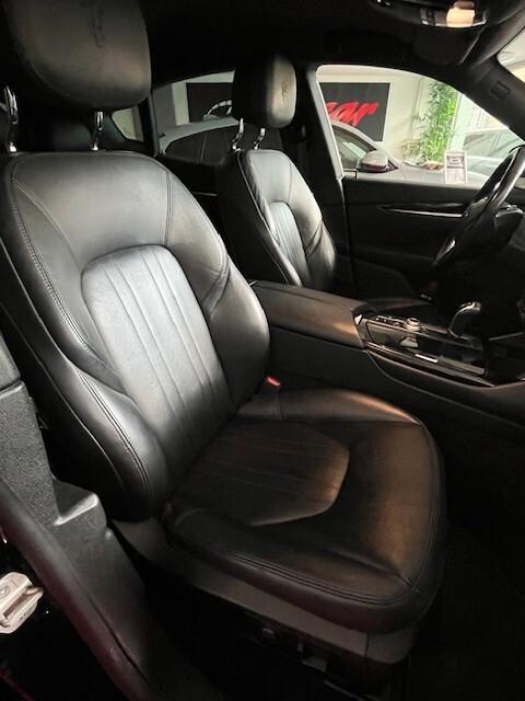 MASERATI LEVANTE 3.0 TDI 250CV V6 PELLE TOTALE AUTOMATICA