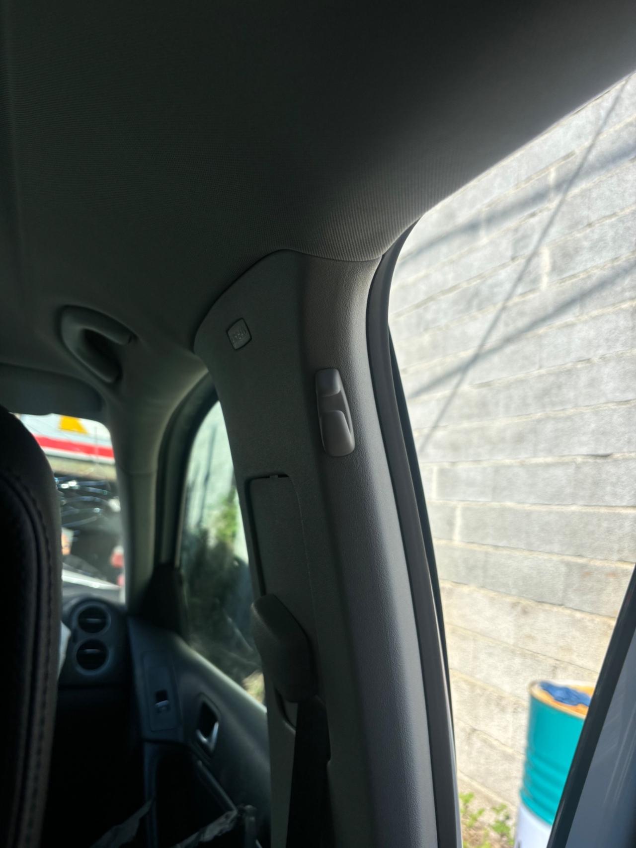 Volkswagen Tiguan 2.0 TDI 140 CV 4MOTION DSG Track & Style