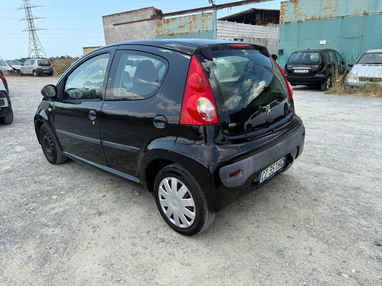 Peugeot 107 1.0 68CV 5p- Neopatentati- C1 Aygo