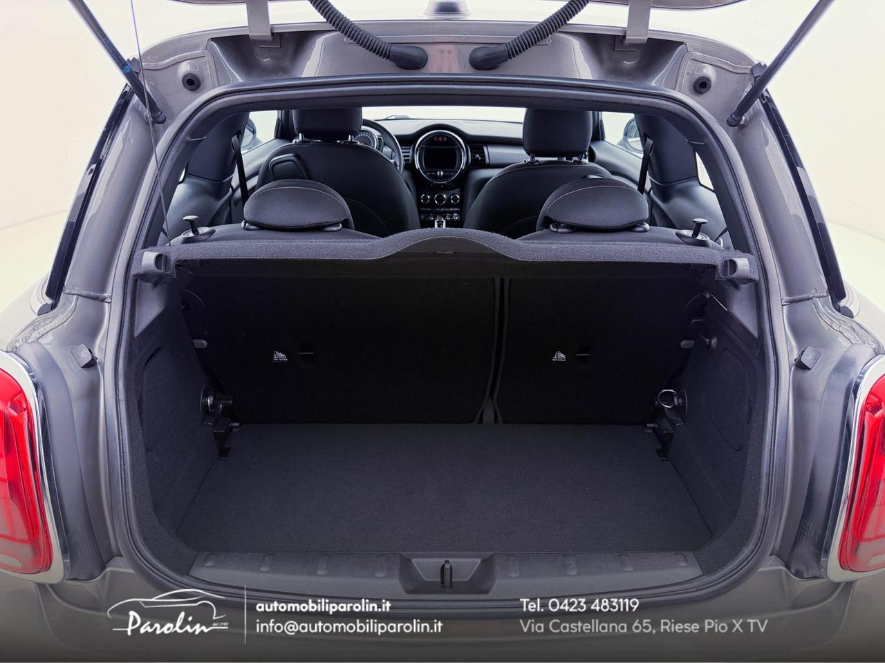 Mini 3 Porte Cooper D 1.5 DCT LED-Navi-Cruise-16''