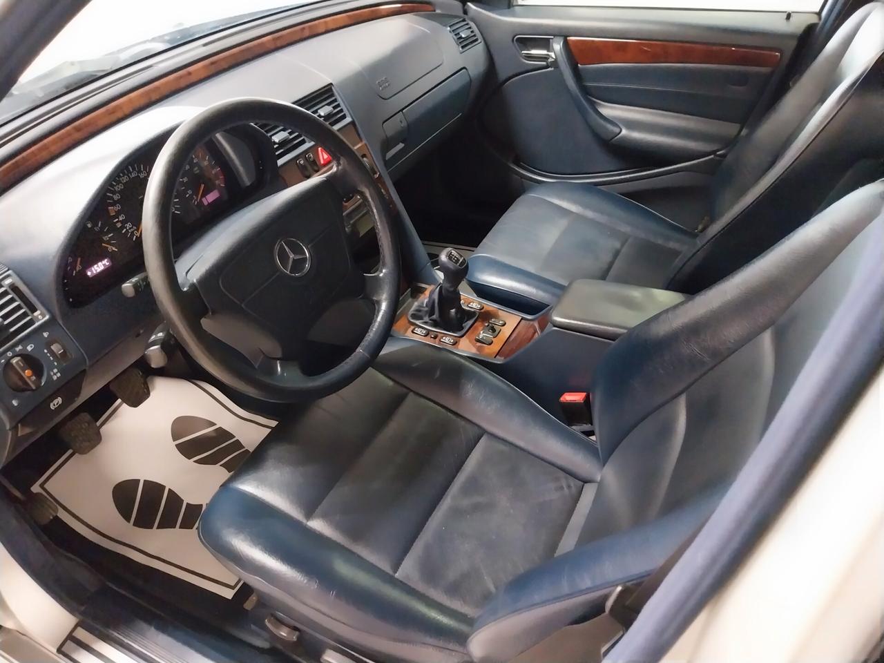Mercedes-benz C 200 C 200 Kompressor cat Elegance