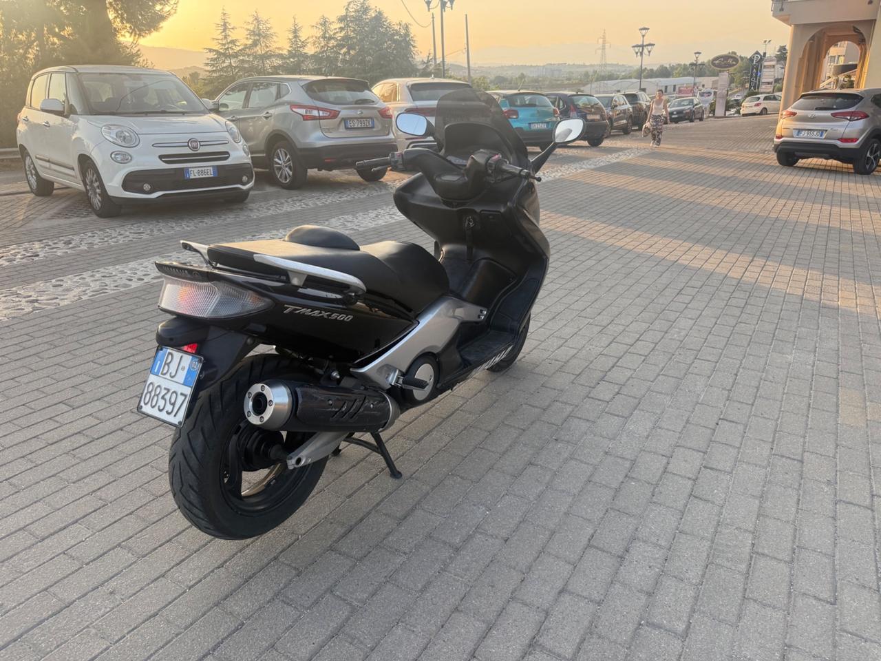 Yamaha TMAX carburatori