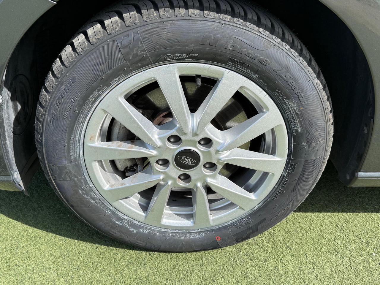 FORD Tourneo Connect 2.0 Ecoblue 122cv Titanium Auto 7POSTI IVA ESPOSTA