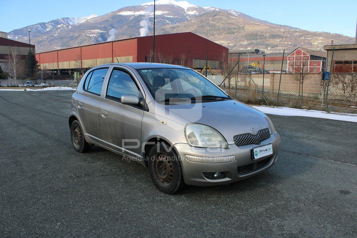 TOYOTA Yaris 1.3i 16V cat 5 porte Sol