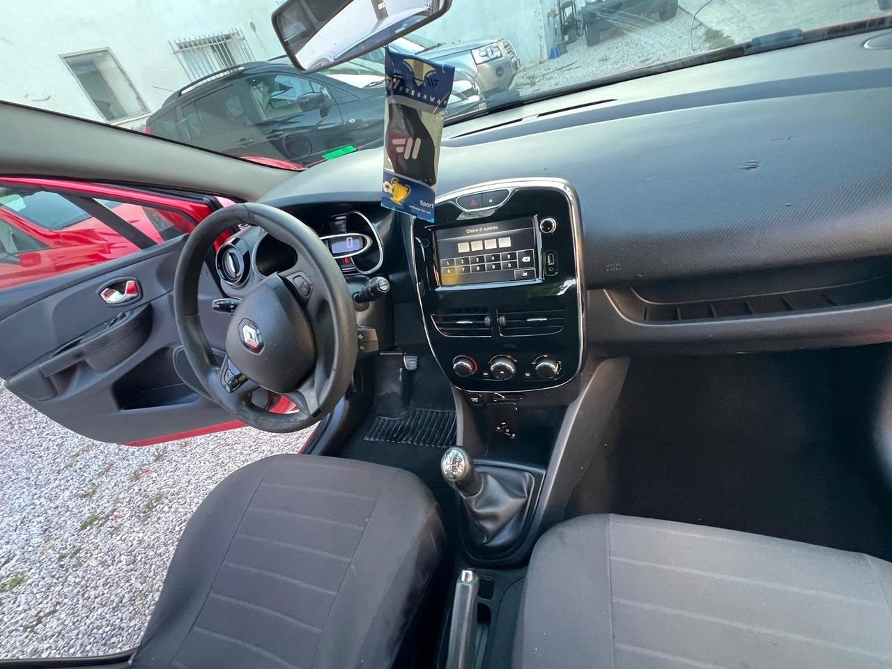 Renault Clio Sporter 1.5 dCi 8V 75CV Live