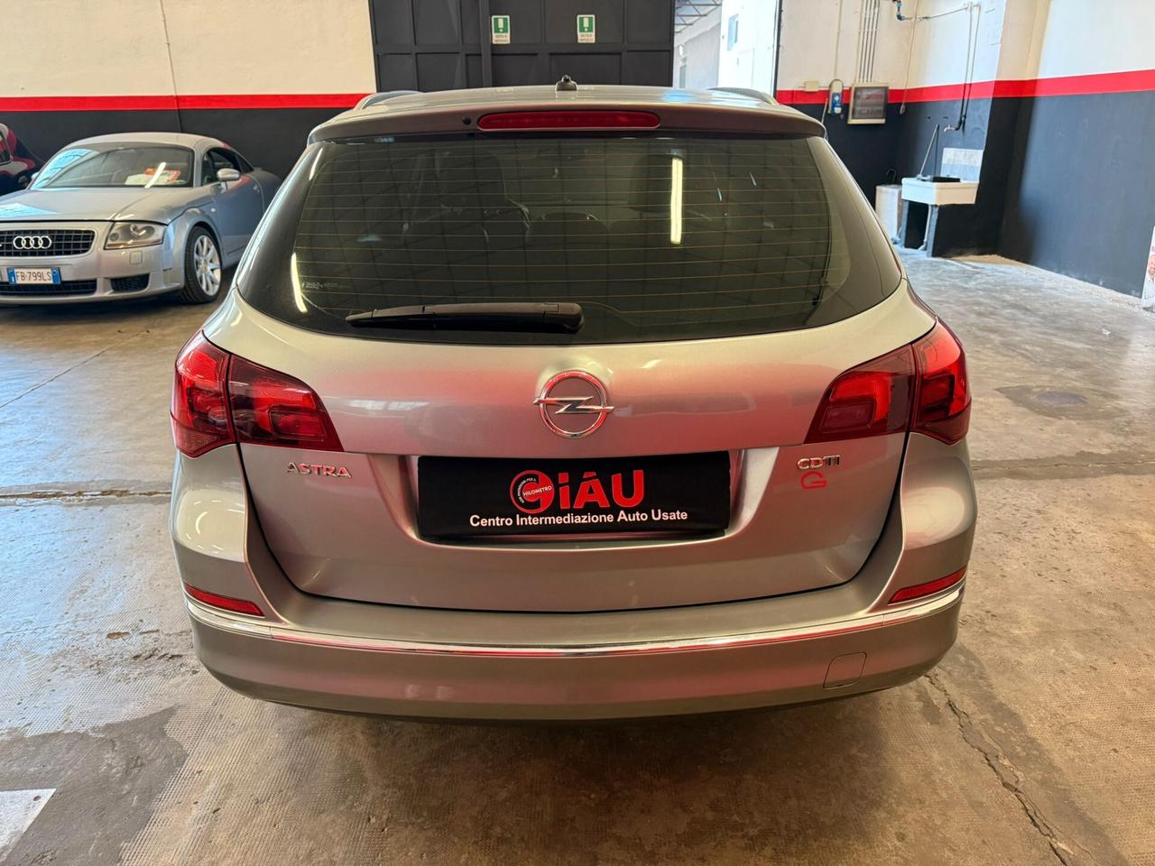 Opel Astra 1.7 CDTI 130CV Sports Tourer Cosmo