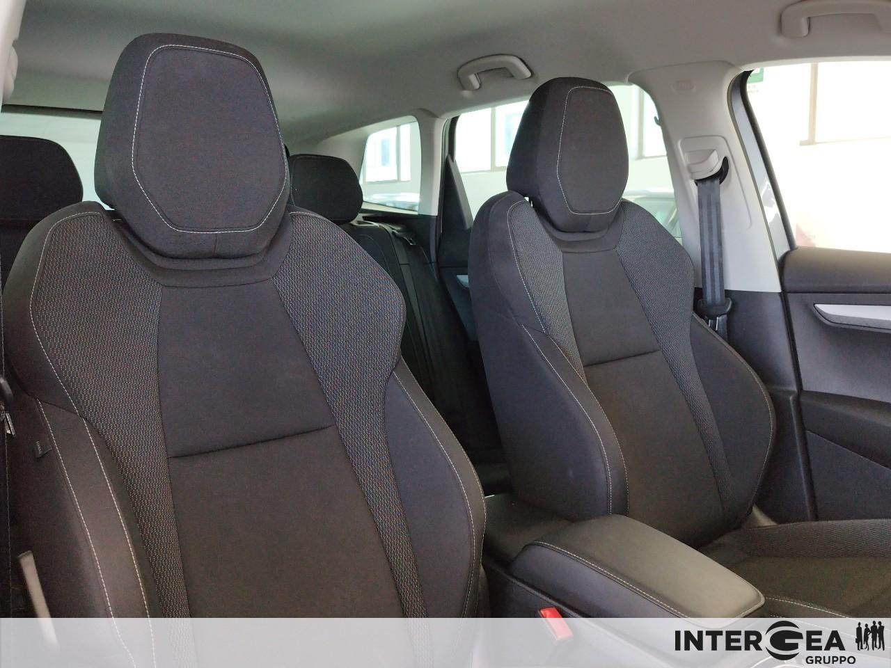 SKODA Karoq 2.0 tdi evo Ambition 115cv dsg