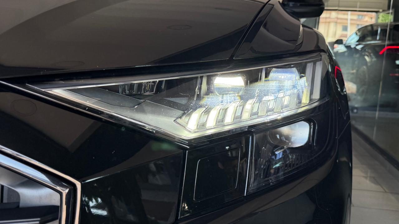 Audi Q8 50 TDI 286 CV quattro S LINE