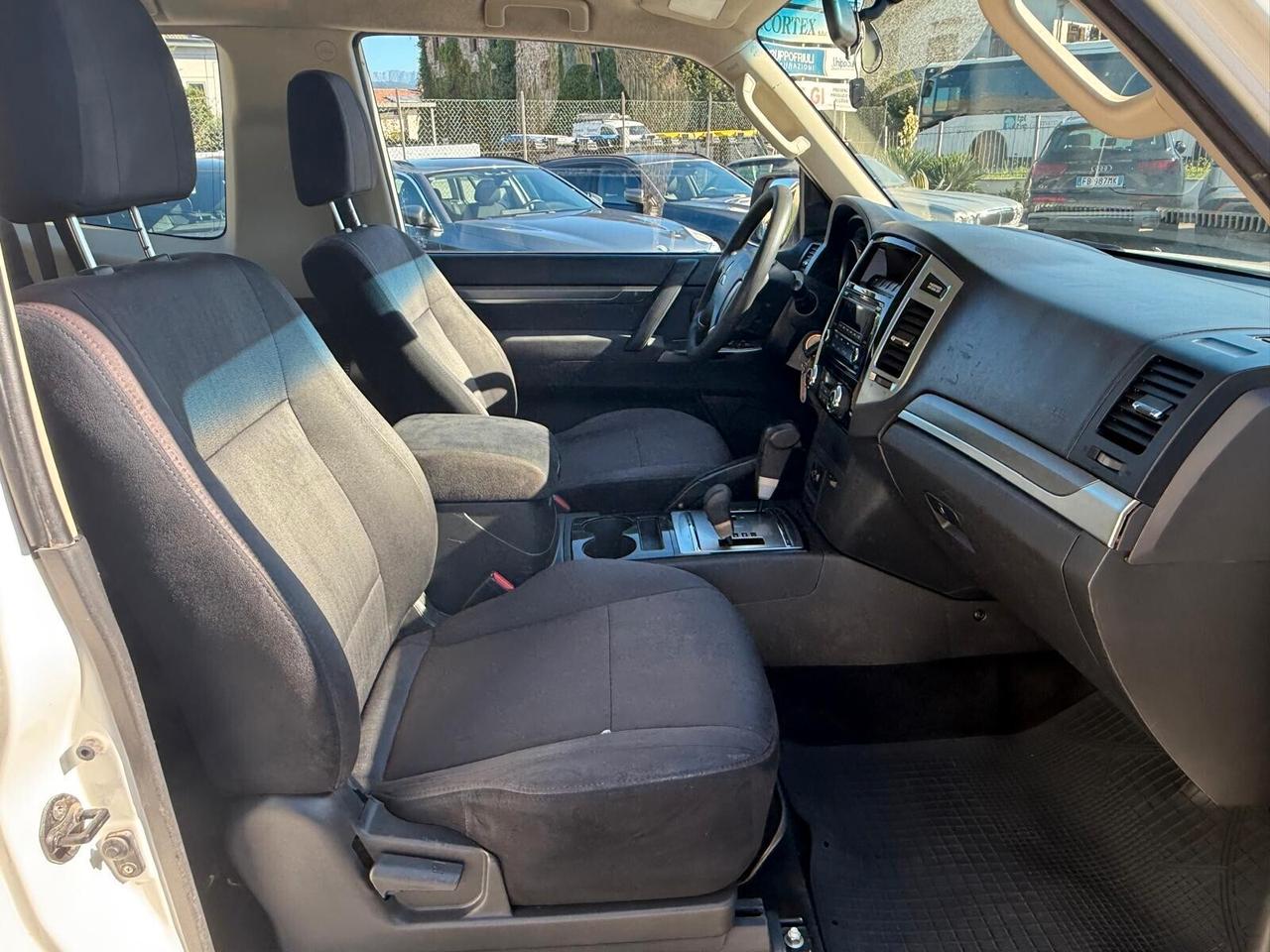 Mitsubishi Pajero 3.2 DI-D 16V aut. 3p. Involve DPF