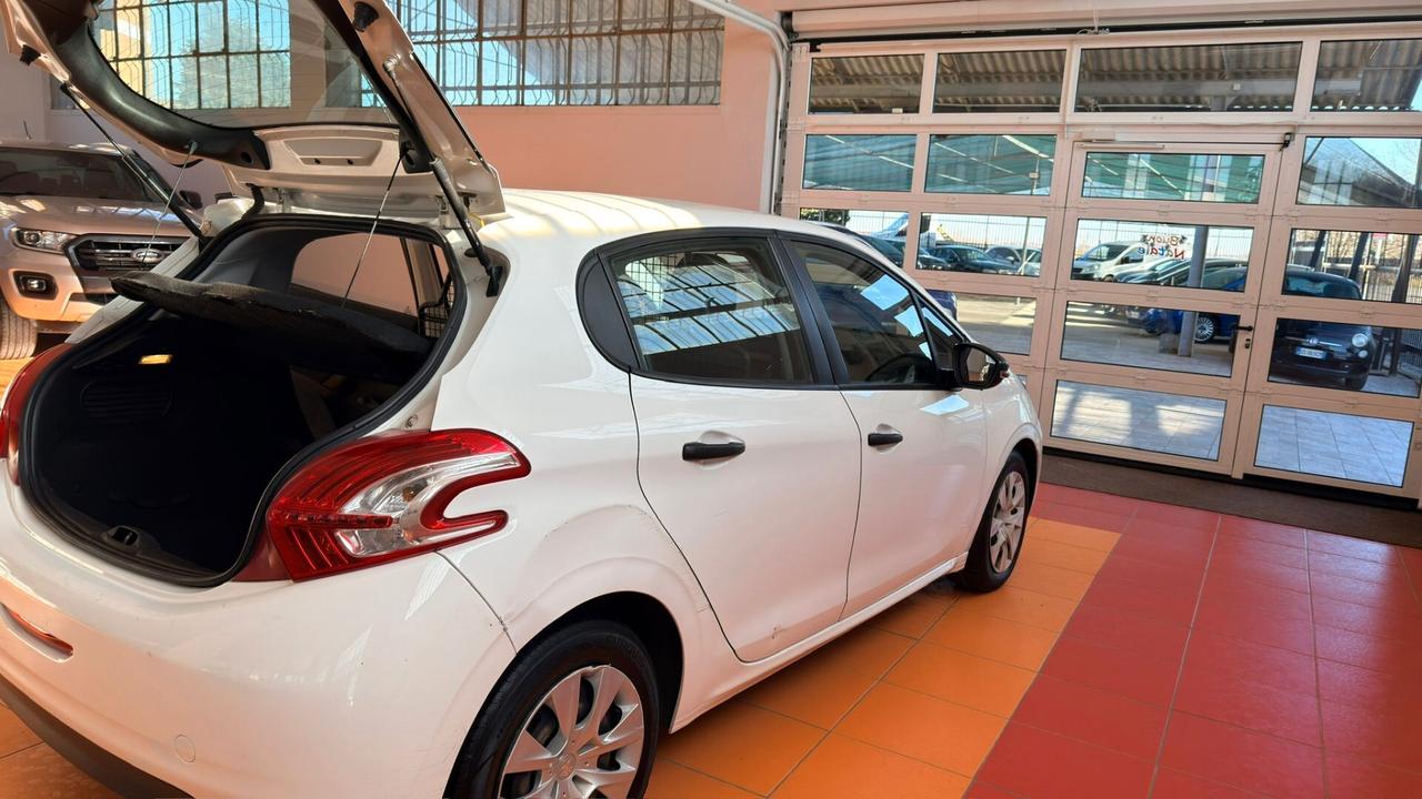 Peugeot 208 1.4 HDi 68 CV 5 porte Van