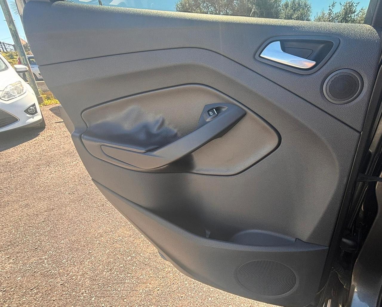 Ford Kuga 2.0 TDCI 180 CV S&S 4WD Powershift Titanium X