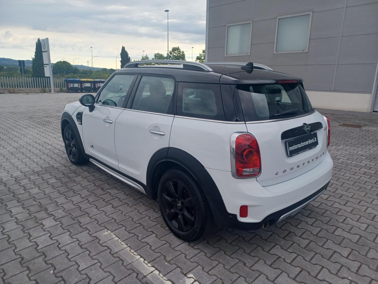 Mini Cooper D Countryman Mini 2.0 Cooper D Business Countryman ALL4