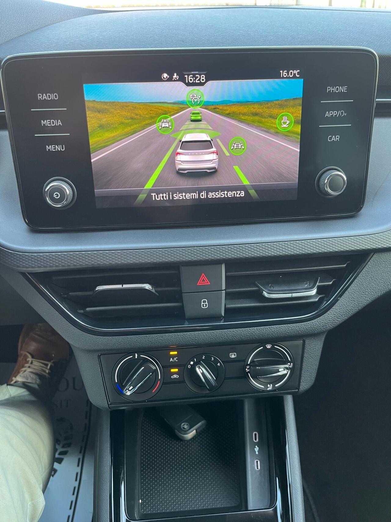 Skoda Kamiq 1.0 TSI Ambition **km 58200**