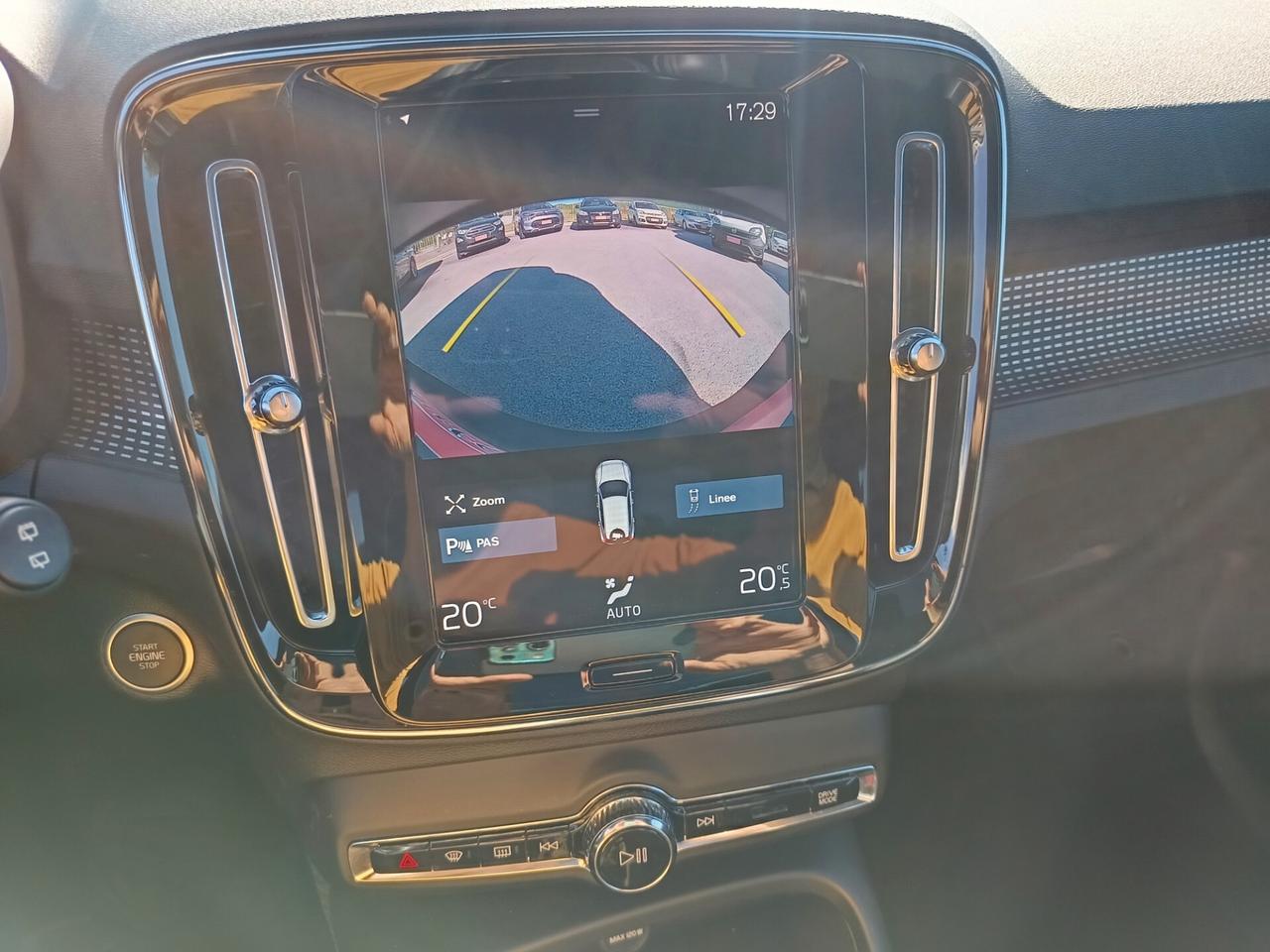Volvo XC40 1.5 T4 PHEV R-design AUTO MY21