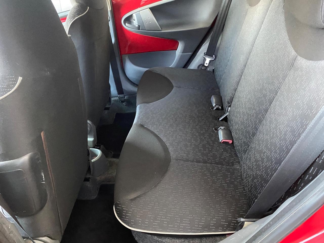 Peugeot 107 1.0 68CV 5p. Sweet Years