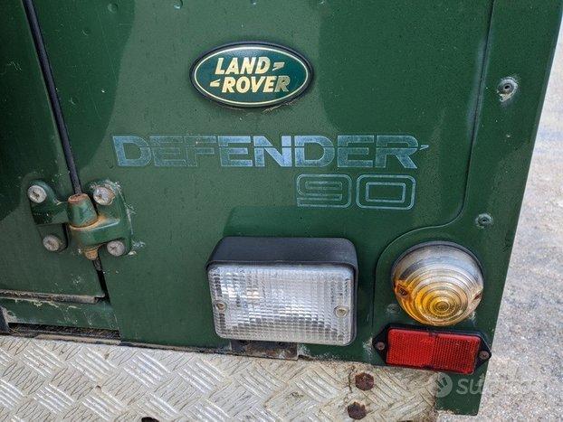 Land Rover Defender 90 2.5 Td5 122CV 4x4