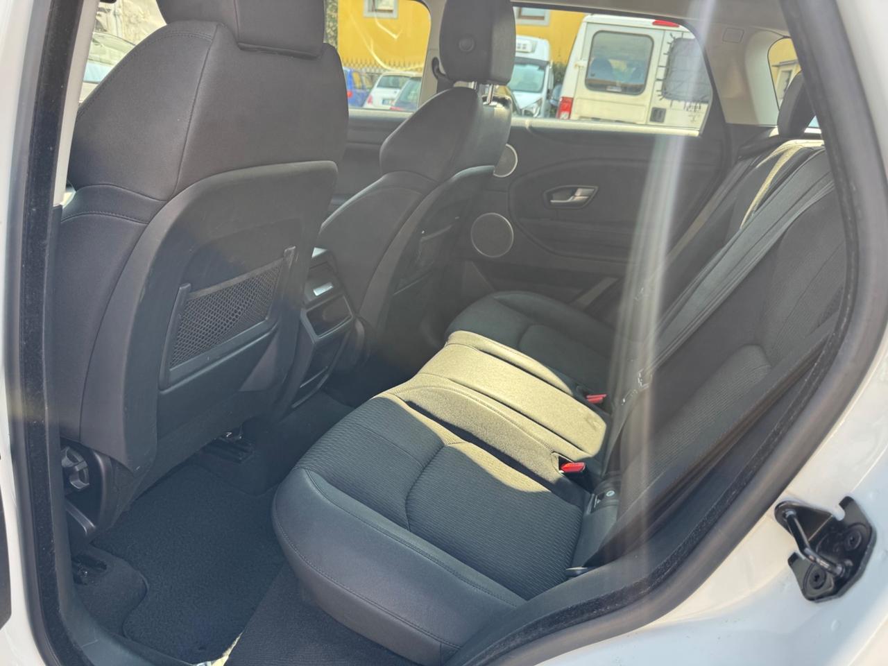 Land Rover Range Evoque 2.0 eD4 5p. SE Dynamic