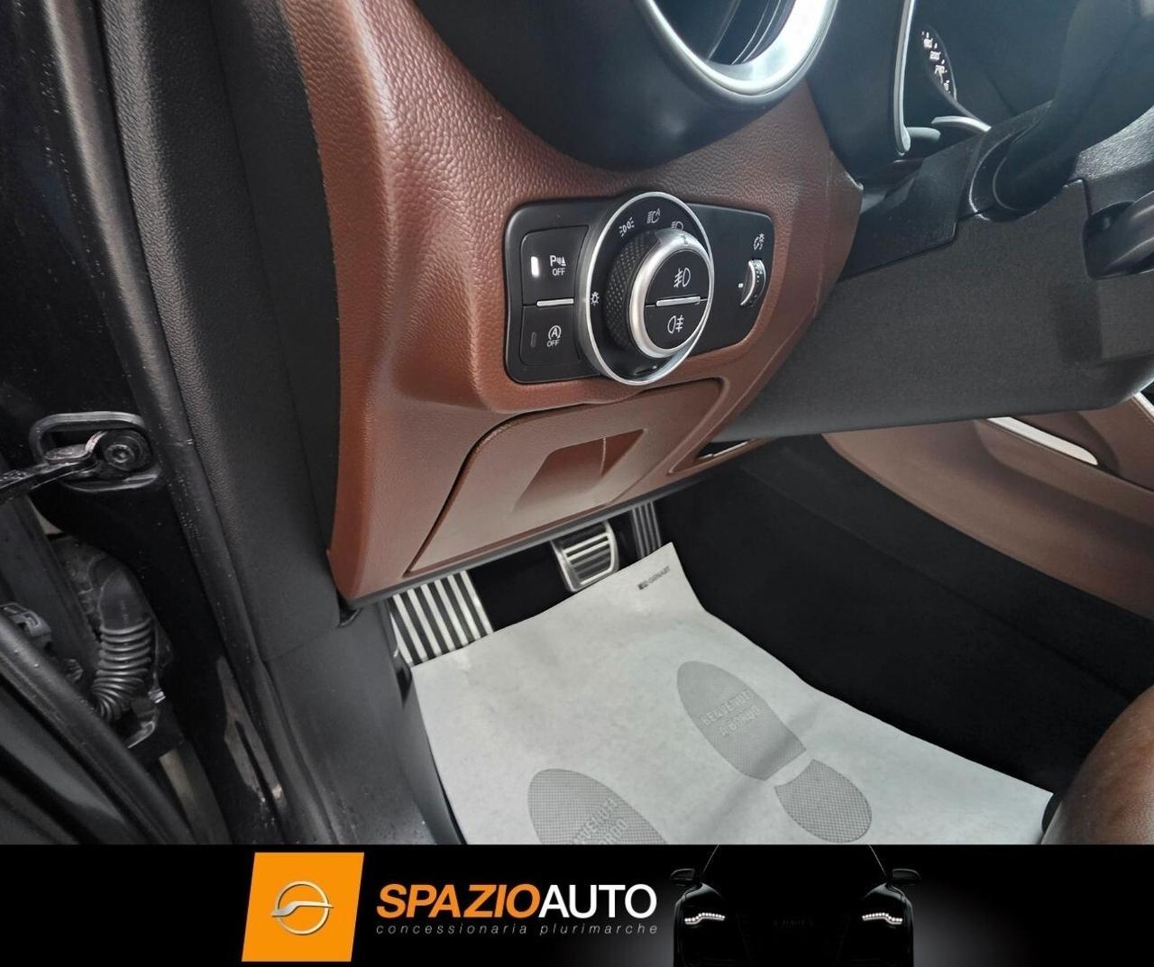 Alfa Romeo Stelvio 2.2 Turbodiesel 180 CV AT8 Q4 *VELOCE* IPER FULL