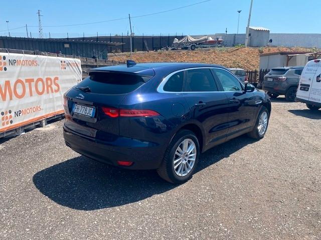 Jaguar F-Pace 2.0 D 180 CV Prestige