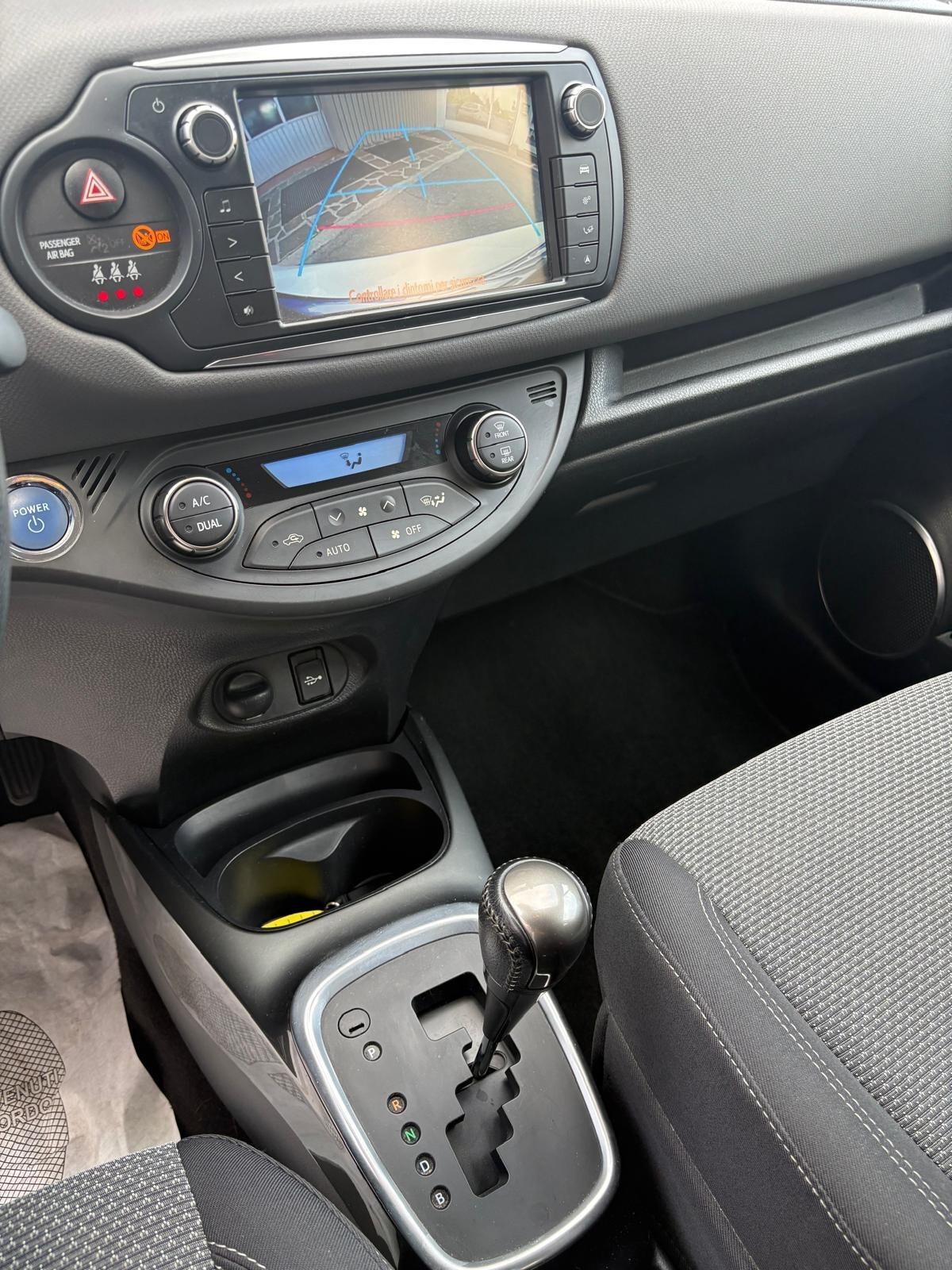 Toyota Yaris 1.5 Hybrid 5 porte Active