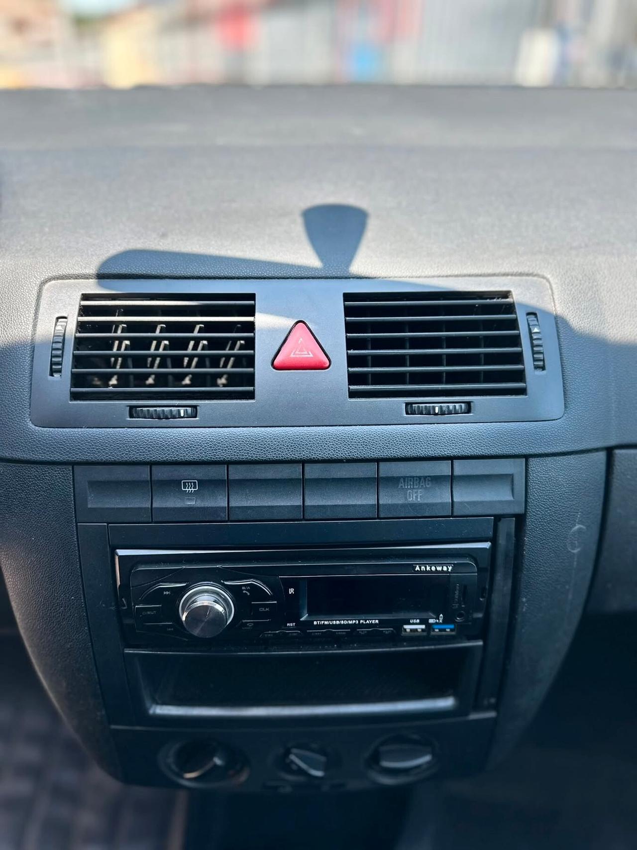 Skoda Fabia 1.2 B-GPL NEOPATENTATI