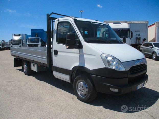 Iveco Daily 35S15 2.3 M-JET 150CV E5 CASSONE FISSO