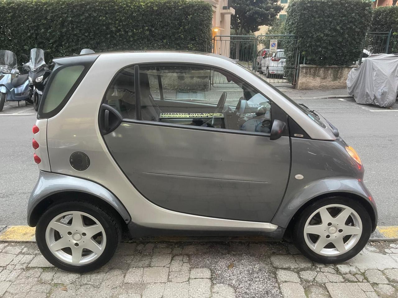 Smart ForTwo 700 coupé passion (45 kW)
