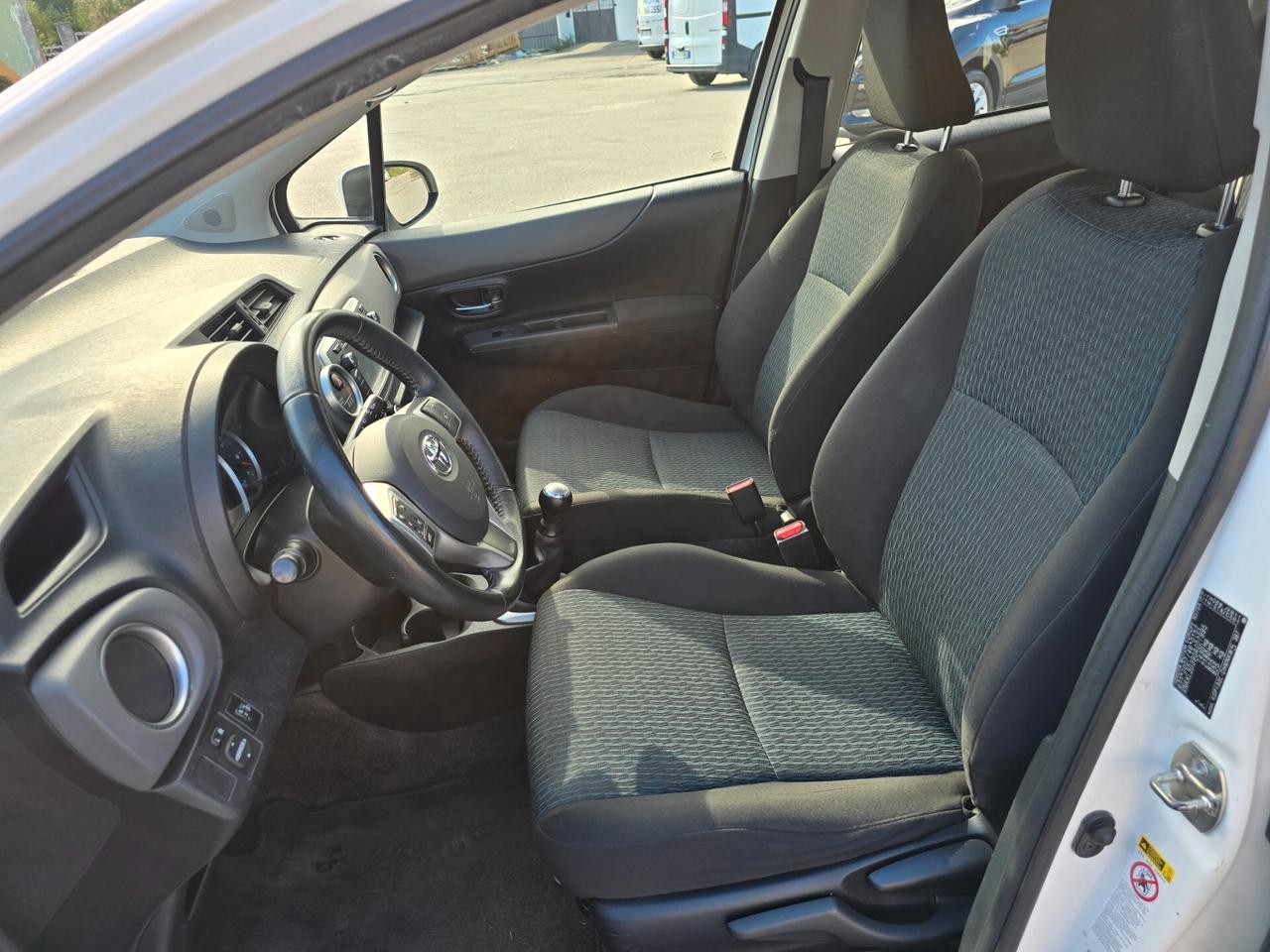 Toyota Yaris 1.0 5 porte