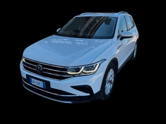 Volkswagen Tiguan Tetto Panoramico II 2.0 tdi Elegance 150cv dsg