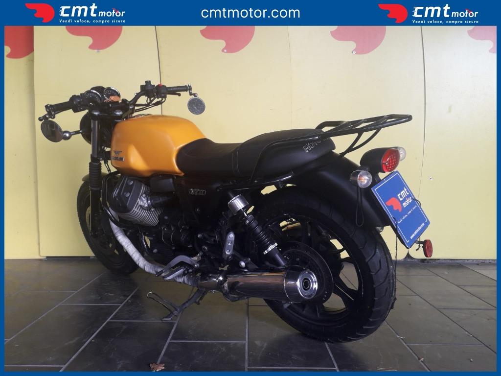 Moto Guzzi V7 - 2016