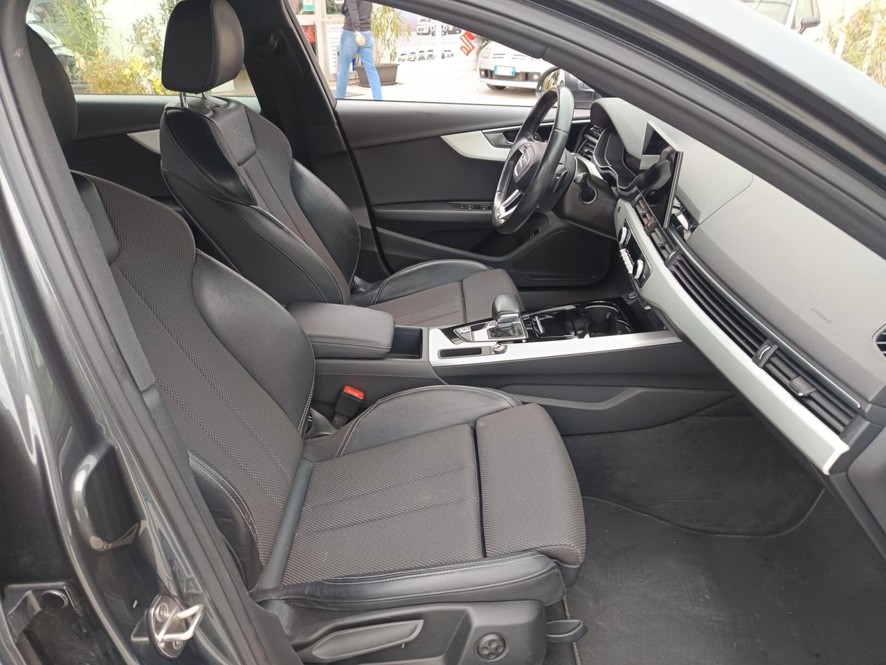 Audi A4 Avant 2.0 TDI S tronic S-Line Tua a 259€/Mese