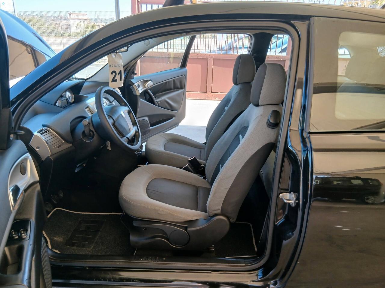 Lancia Ypsilon 1.3 MJT 75 CV full 06