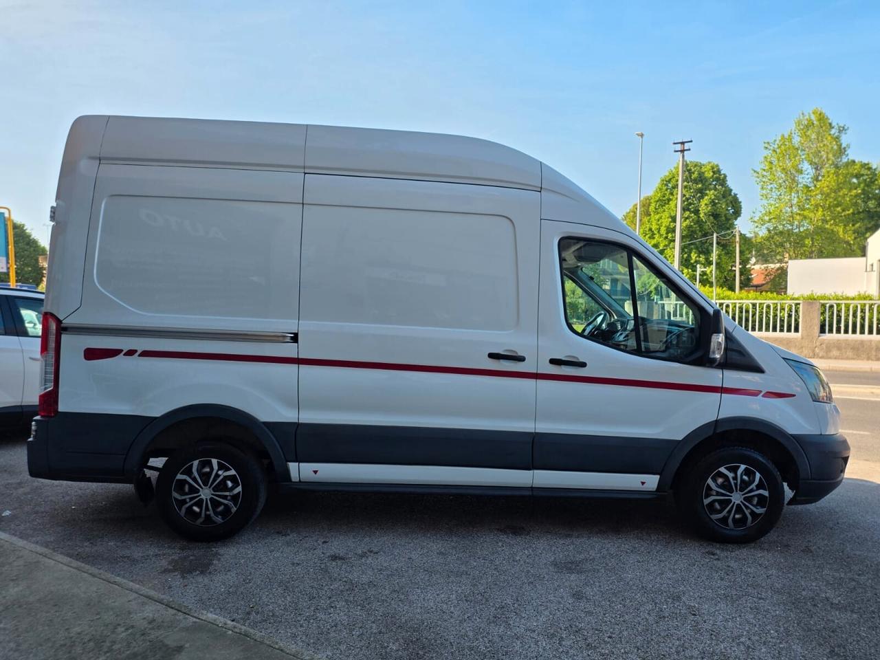 Ford Transit 290 2.0TDCi 130CV Camperizzato G.traino