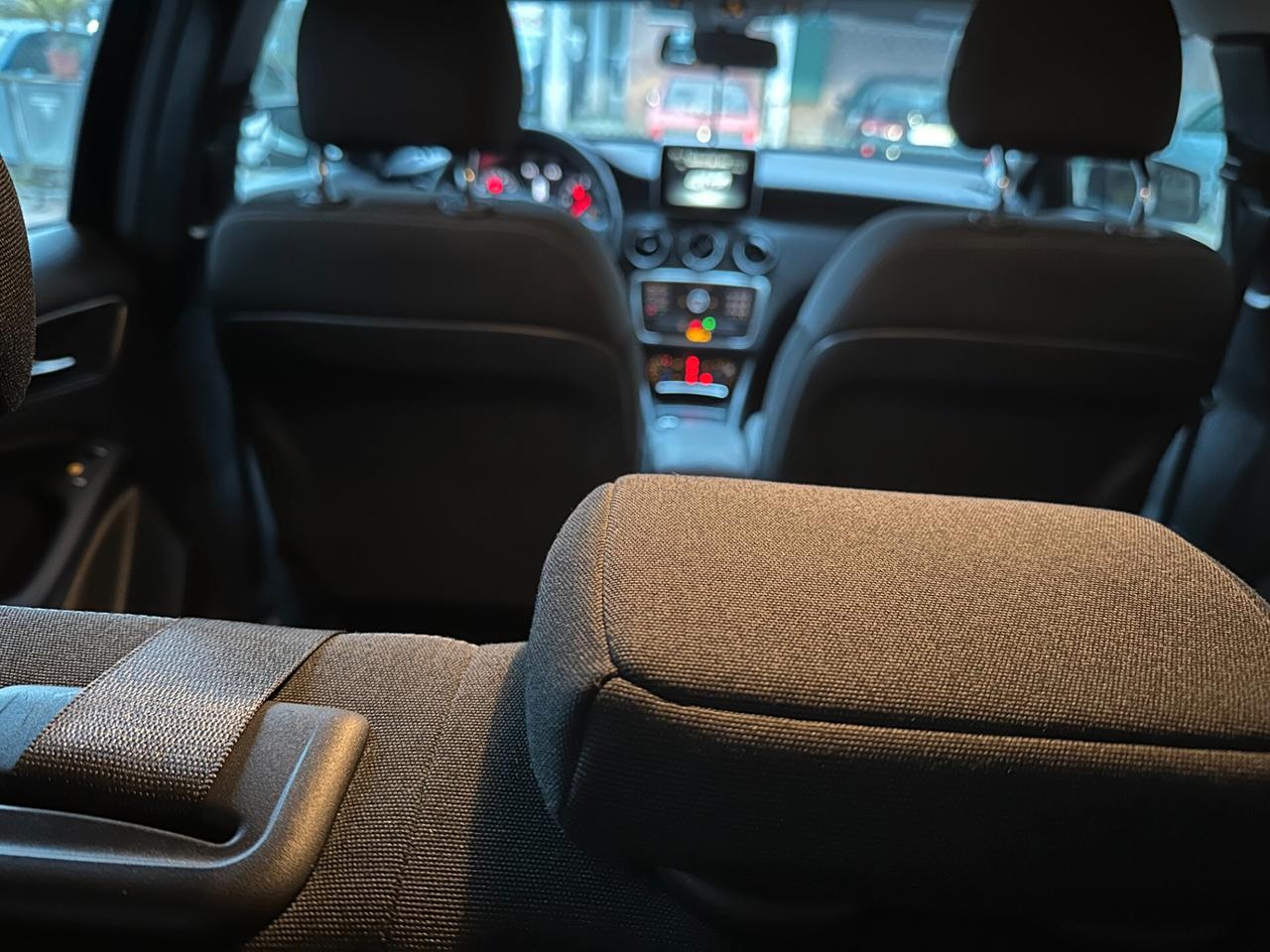 Mercedes-benz GLA 180 d Aut.