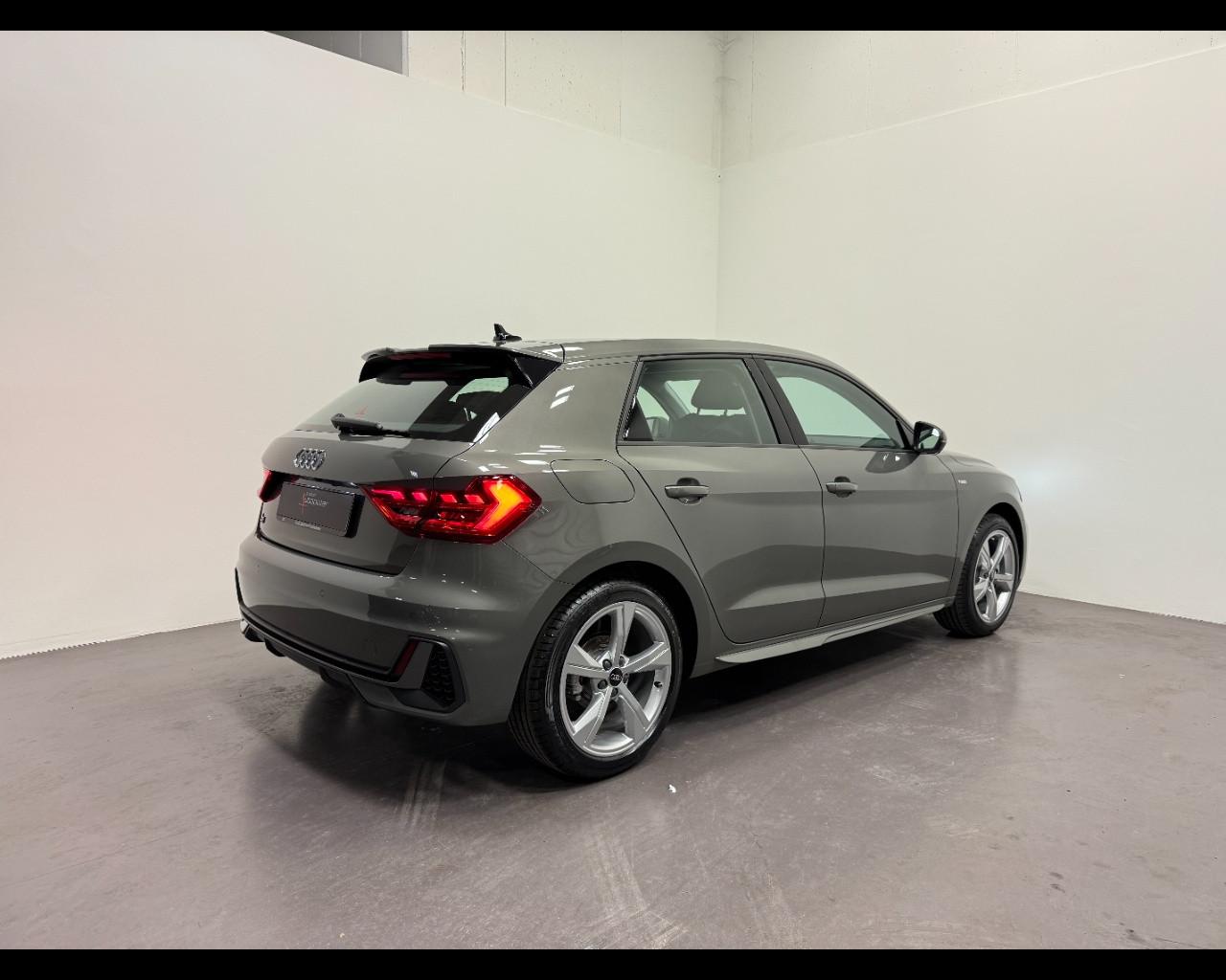 AUDI A1 SPORTBACK 30 TFSI S-TRONIC S-LINE EDITION