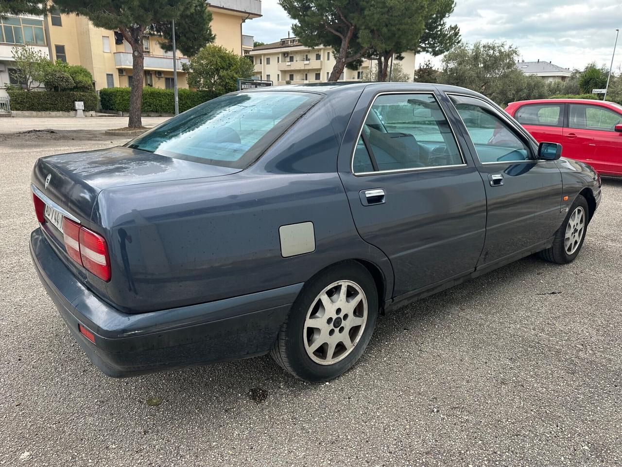 Lancia K 2.0i 20V cat Comfort Drive LE 1995 GPL