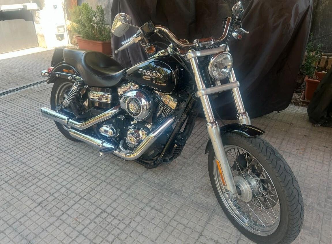 Harley Davidson Dyna Super Glide FXDC Custom ABS