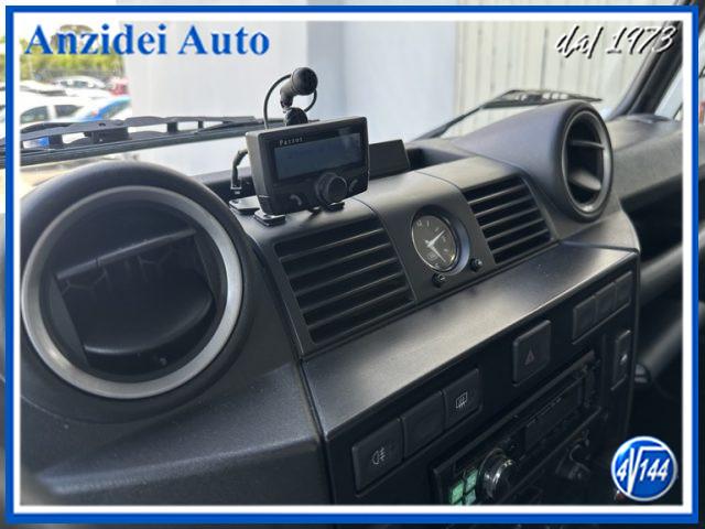 LAND ROVER Defender 90 2.2 TD4 Station Wagon E N1 2 posti